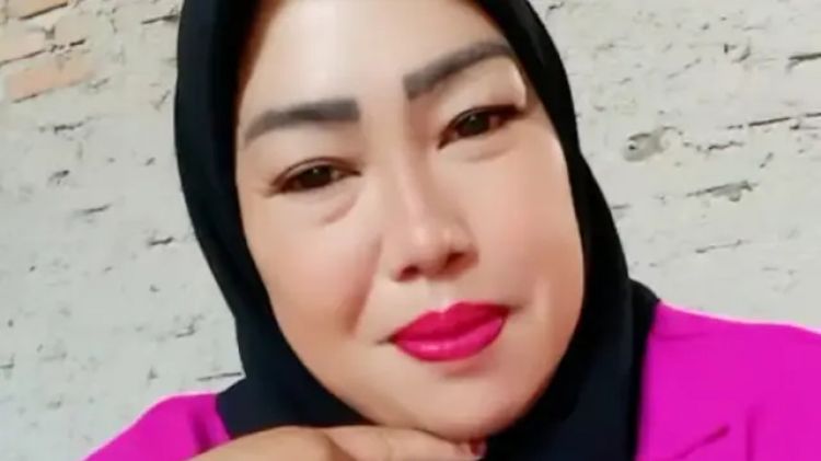 Cerita Bunda Dor Dor tak terima honor usai nyanyi lagu viral Waktu Ku Kecil, tak sesuai ekspektasi